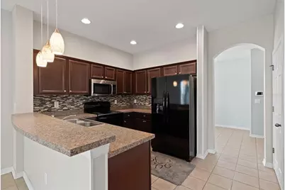 6981 Towering Spruce Drive, Riverview, FL 33578 - Photo 7