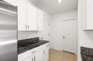 2881 Silver Scallop Loop, Wimauma, FL 33598 - Photo 13