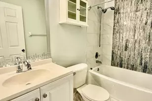 6807 Kingston Dr, Tampa, FL 33619 - Photo 17