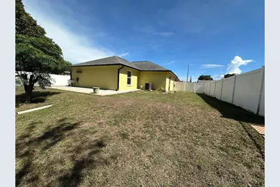6807 Kingston Drive, Tampa, FL 33619 - Photo 23