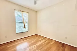 6807 Kingston Dr, Tampa, FL 33619 - Photo 9