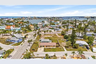 510 Marlyn Way, Madeira Beach, FL 33708 - Photo 19
