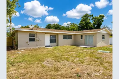 5650 47th Avenue N, Kenneth City, FL 33709 - Photo 17
