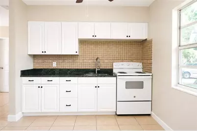 821 14th Avenue NW, Largo, FL 33770 - Photo 7