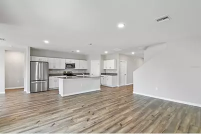 9252 Orchard Park Lane, Dade City, FL 33525 - Photo 13
