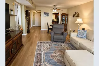 5130 Brittany Drive S #604, Saint Petersburg, FL 33715 - Photo 3