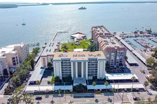 632 Edgewater Dr, Dunedin, FL 34698 - Photo 53