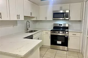 632 Edgewater Dr, Dunedin, FL 34698 - Photo 7