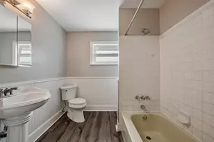 6735 23rd St N, Saint Petersburg, FL 33702 - Photo 21