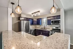 6735 23rd St N, Saint Petersburg, FL 33702 - Photo 11