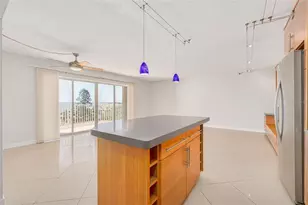 7432 Sunshine Skyway Ln S, Saint Petersburg, FL 33711 - Photo 3