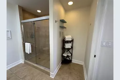 13941 Clubhouse Dr #315, Tampa, FL 33618 - Photo 15