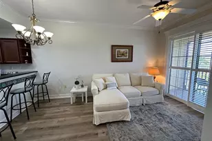 13941 Clubhouse Dr, Tampa, FL 33618 - Photo 17