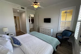 13941 Clubhouse Dr, Tampa, FL 33618 - Photo 11