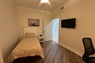 13941 Clubhouse Dr, Tampa, FL 33618 - Photo 19