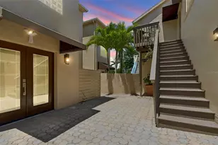 487 Pinellas Bayway S, Saint Petersburg, FL 33715 - Photo 5
