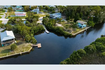 10166 Cabana Street, Weeki Wachee, FL 34607 - Photo 5