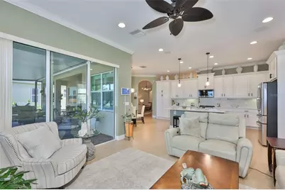 1618 Emerald Dunes Drive, Sun City Center, FL 33573 - Photo 15