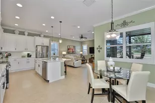 1618 Emerald Dunes Dr, Sun City Center, FL 33573 - Photo 9
