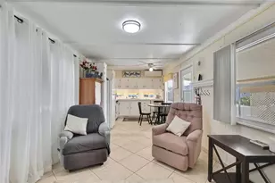 800 32nd Ave S, Saint Petersburg, FL 33705 - Photo 17
