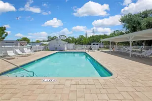 800 32nd Ave S, Saint Petersburg, FL 33705 - Photo 19