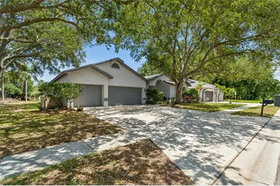 5488 Oakridge Drive, Palm Harbor, FL 34685 - Photo 3