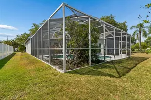 5488 Oakridge Dr, Palm Harbor, FL 34685 - Photo 43