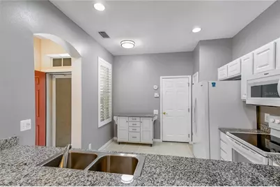 3326 Covered Bridge Drive W, Dunedin, FL 34698 - Photo 7