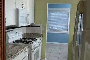 5267 81st St N, Saint Petersburg, FL 33709 - Photo 7