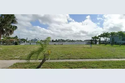164 Morgan Lane SE, Port Charlotte, FL 33952 - Photo 3