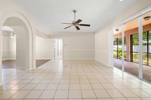 3711 Palmas Ln, Ruskin, FL 33573 - Photo 7