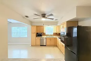 5545 3rd Ave N, Saint Petersburg, FL 33710 - Photo 17