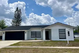6646 Albemarle Pkwy, New Port Richey, FL 34653 - Photo 1