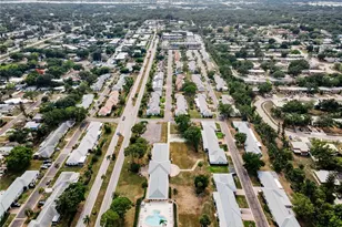 8082 Annwood Rd, Seminole, FL 33777 - Photo 7