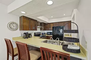 328 Mariner Dr, Tarpon Springs, FL 34689 - Photo 17