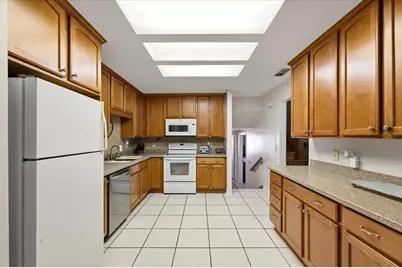 7502 W Jean Street, Tampa, FL 33615 - Photo 9