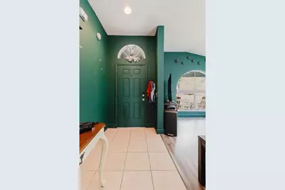 9817 White Barn Way, Riverview, FL 33569 - Photo 13