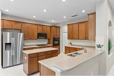 10235 Estuary Drive, Tampa, FL 33647 - Photo 17