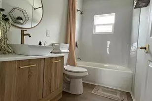 3859 9th Ave S, Saint Petersburg, FL 33711 - Photo 17