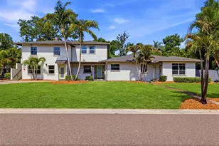 3030 5th St N, Saint Petersburg, FL 33704 - Photo 1