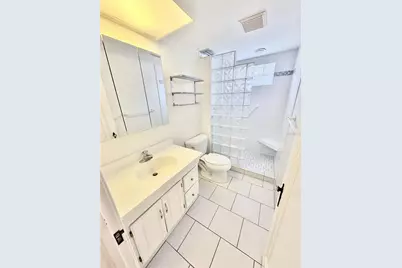 156 21st Avenue NE, Saint Petersburg, FL 33704 - Photo 23