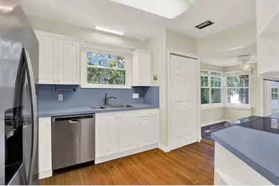 156 21st Avenue NE, Saint Petersburg, FL 33704 - Photo 17
