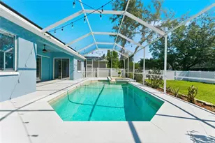 1115 Lumsden Trace Cir, Valrico, FL 33594 - Photo 49