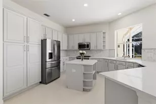 3626 Swans Landing Dr, Land O Lakes, FL 34639 - Photo 11