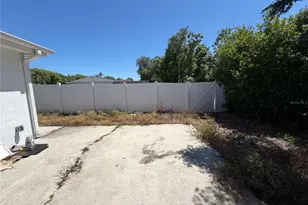 9331 Rainbow Ln, Port Richey, FL 34668 - Photo 23