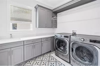 151 17th Avenue N, Saint Petersburg, FL 33704 - Photo 33