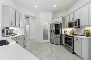 8747 Bonica Pl, Land O Lakes, FL 34637 - Photo 17