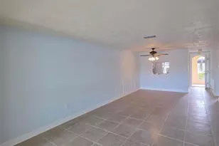 4127 Hampton Dr, New Port Richey, FL 34652 - Photo 7