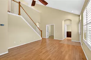 10801 Spring Mountain Pl, Tampa, FL 33626 - Photo 11