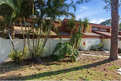 2058 Sunset Point Road #15, Clearwater, FL 33765 - Photo 39